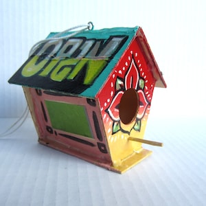 Hand-Painted Colorful Birdhouse & Bird Feeder - Whimsical Garden Decor for Outdoor Spaces