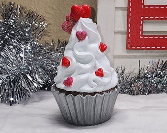 Ceramic Decorative Valentines Day Cupcake!