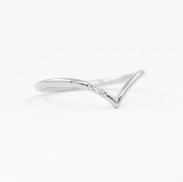 Chevron Diamond Wedding Ring V Shape Stacking Silver Ring Etsy