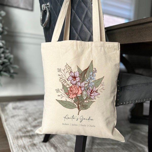 Grandma's Garden Tote with Grandchildren's Names, Personalized Birth Flower Tote Bag, Family Flower Bouquet, Custom Gift, Gift for Mom, Nana