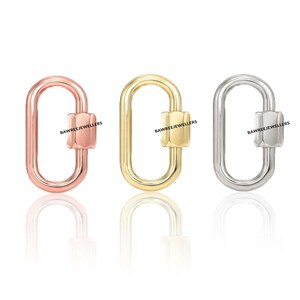 Op de afbeelding: Drie ovale sieraden sluitingen in ros&eacute;goud, goud en zilver. Elke sluiting heeft een schroefvat. De sluitingen worden weergegeven op een witte achtergrond met hun reflecties eronder zichtbaar. De tekst "BAWREEJEWELLERS" is op elke sluiting gedrukt.