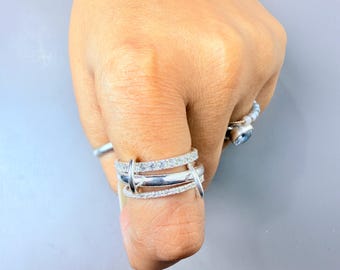 Sterling Silver Interlocking Ring: Two-Tone Connected Band