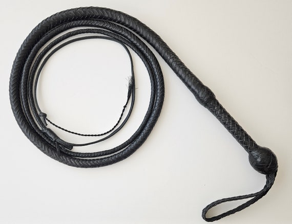 Amazon.com: Indiana Jones Style 8 Foot 12 Plaits Bullwhip