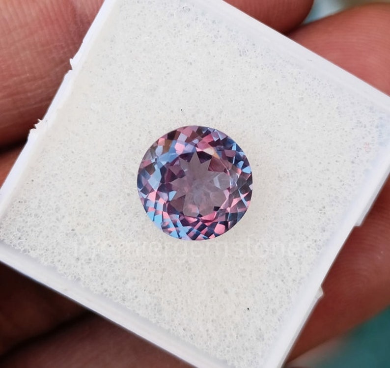 Alexandrite Stone,Loose Faceted Round Shape,June Birthstone For Jewelry 6MM-10MM Ring Size Color Change Stone image 1