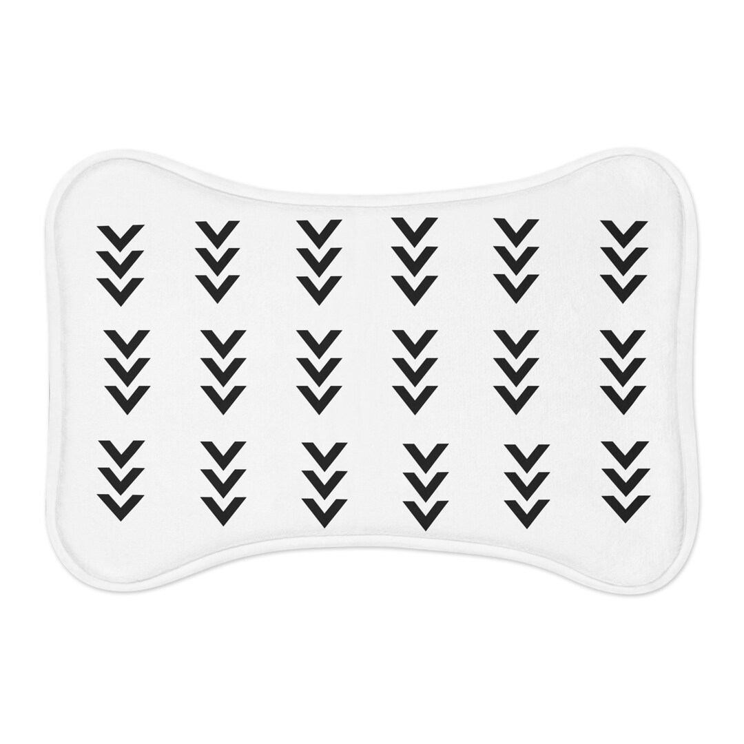 dog-mat-boho-mat-cute-dog-feeding-mat-black-white-minimalistic-mat-cat