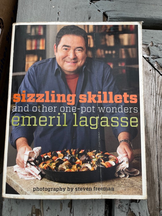 Sizzling Skillets and Other One-pot Wonders Paperback Illustrated by Emeril  Lagasse Collectable Signed Copy by the Author 