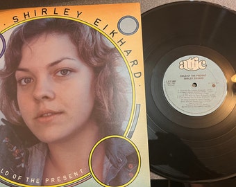 Child Of The Present LP - Shirley Eikhard – Child of the Present - Attic Records Limited 1975 - vintage Schallplatte