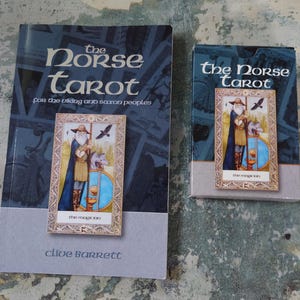 RARE. Tarot scandinave et guide d'accompagnement. Jeu de tarots en édition limitée par Clive Barker.