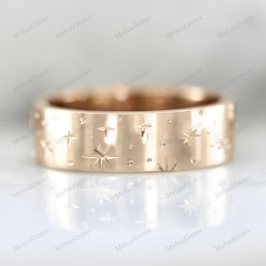 Bague 6 mm Orion pleine éternité étoiles gravées, alliance en or 14 carats, bijoux de promesse constellation étoile d'inspiration céleste gravée à la main