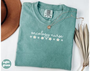 Camiseta de Enfermera Oncológica Comfort Colors®, Regalo para Enfermera Oncológica Médica, Regalo de Graduación de ONC, Camiseta Floral de Enfermera, Camiseta de Enfermería Oncológica