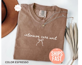 Camiseta de enfermera de UCI Comfort Colors®, camiseta de unidad de cuidados intensivos, regalo de graduación de UCI, agradecimiento a la enfermería
