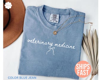 Comfort Colors® Veterinärmedizin Shirt, Tierärztin Geschenk, Tierarzthelferin Shirt, lustiges Veterinärgeschenk, Tierarzt, Mitarbeiter Geschenk, Tierarzt