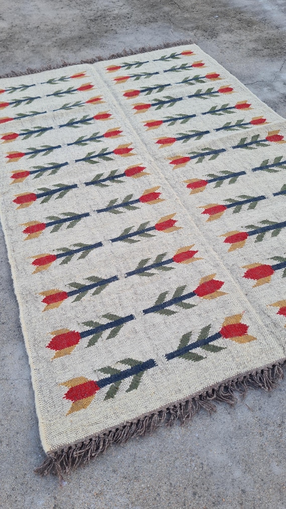 Handwoven Wool Jute Kilim Rug – Bohemian Geometric Area Rug, Tribal Vintage Carpet, Handmade Flatweave Floor Decor, Natural Fiber Runner