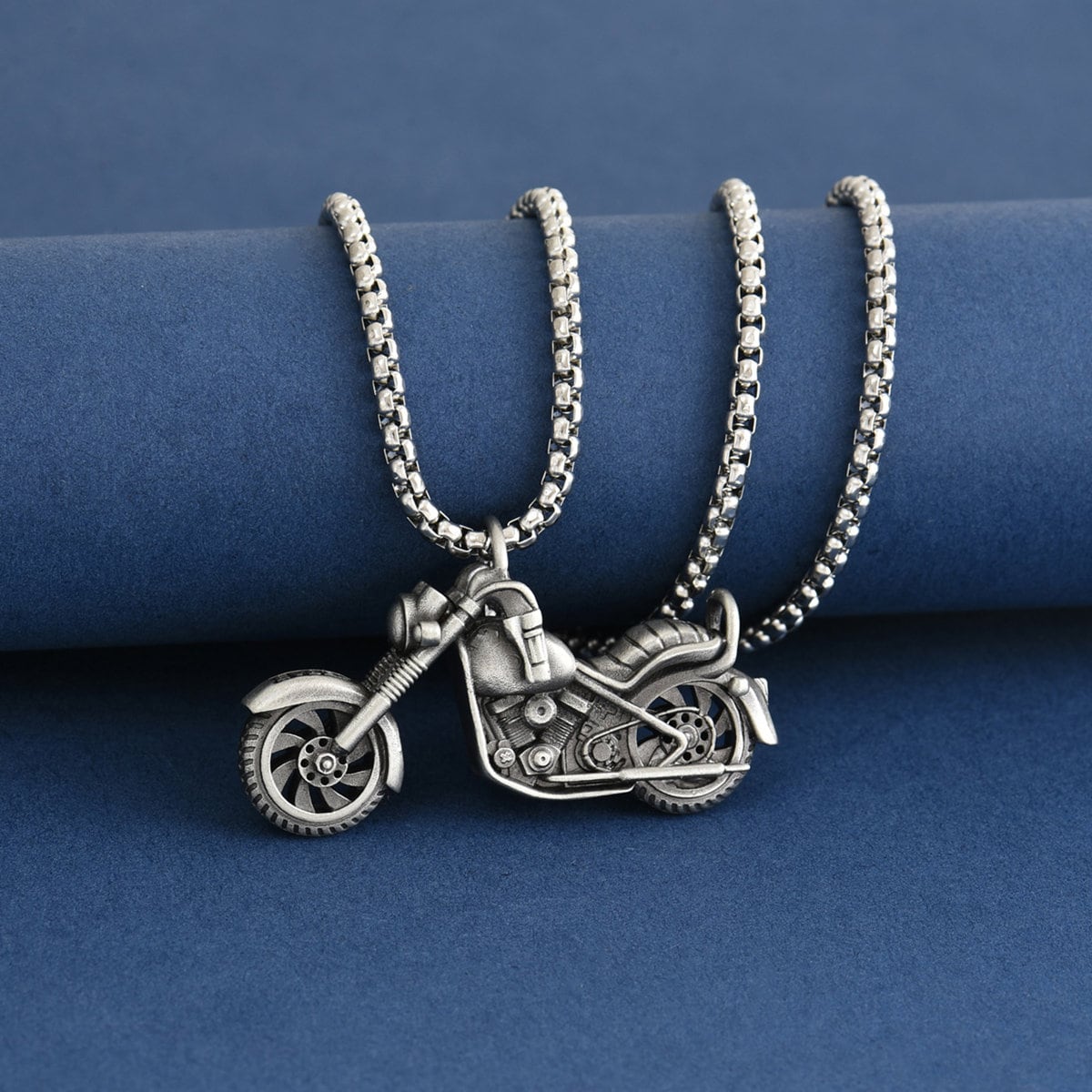 Motorbike necklace - .de