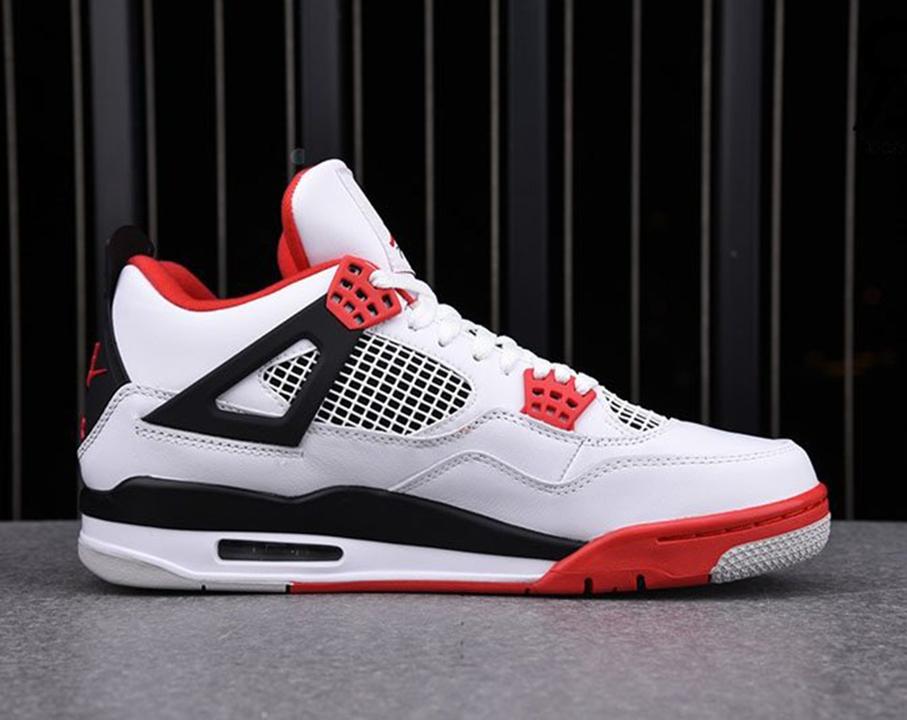 jordan 4 nike