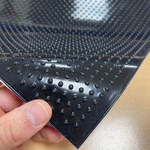 BLOQ brandstoftankgrepen motor voor TRIUMPH Scrambler 400 (2024-) / Speed 400 (2024-) - ZWART afbeelding 3