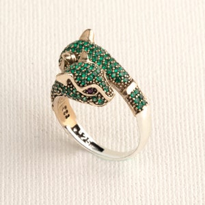 Bague émeraude panthère délicate | Bague en argent à double tête de tigre en pierre verte pour femmes | Bague de déclaration inspirée des animaux