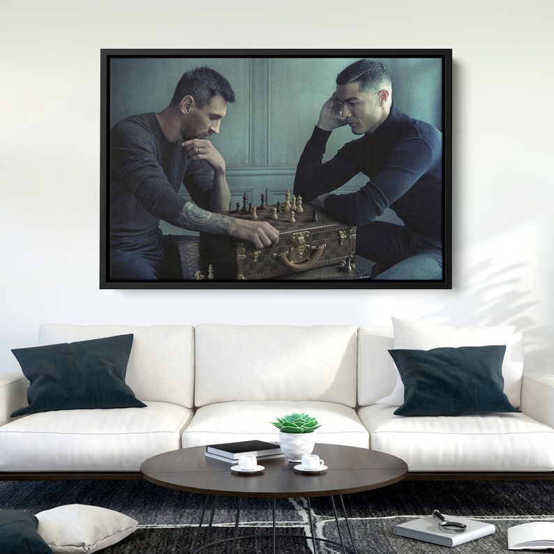 Lionel Messi Cristiano Ronaldo Chess Canvas Wall Art Das Schachspiel von messi und ronaldo Vatertagsgeschenk für ihn Geschenk für Fan Bild 6