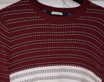 Rare Tommy Hilfiger denim New York shoulder buttoned sweater, jumper UK Medium.
