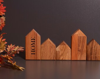 Set of 5 wooden houses | Personalizable |