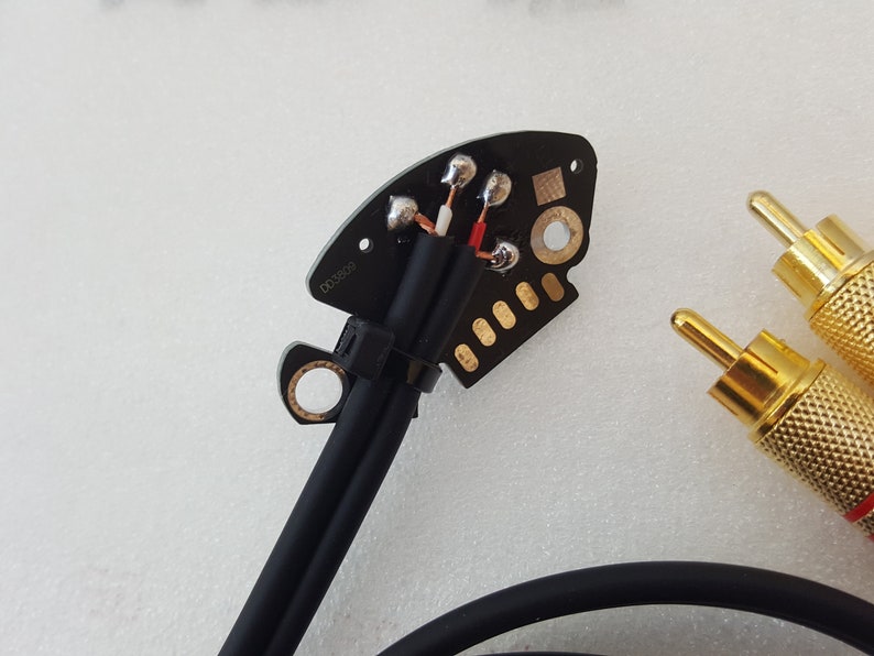 RCA-kabel voor Technics SL 1200 MK2 draaitafel gesoldeerd op zwarte print lengte 125 cm 1N afbeelding 3