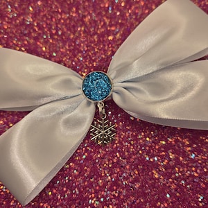 Frozen inspired, Anna, Elsa, Hairbow. Blue Park Princess Bow.