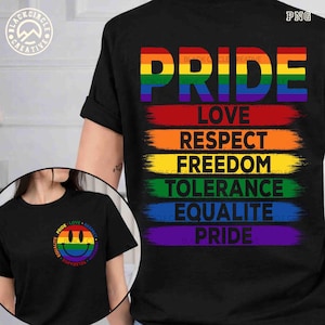 Może przedstawiać: Czarna koszulka z napisem "PRIDE" w kolorach tęczy. Poniżej słowa "LOVE, RESPECT, FREEDOM, TOLERANCE, EQUALITE, PRIDE" wyświetlane są w tęczowych paskach. Widoczny jest mniejszy obraz koszulki.