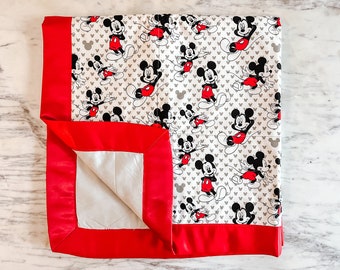 Cobertor acolchoado para bebê Disney Mickey Mouse