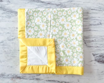 Daisy Baby Quilt in Yellow with Matching Burp Cloths