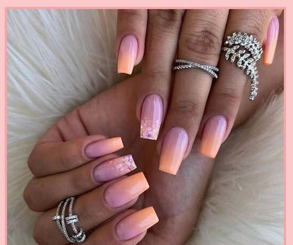 Short ombre cheap nails coffin