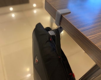 Countertop satchel hook