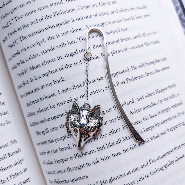 Silver wolf Metal Hook Bookmark with silver chain, werewolf, wolf mask, mythical creature inspired bookmark