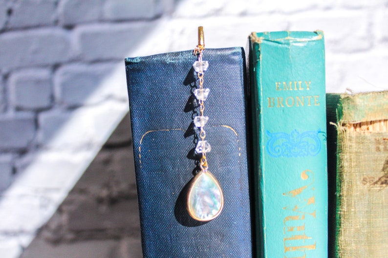 Short hook bookmark with crystals and chain.