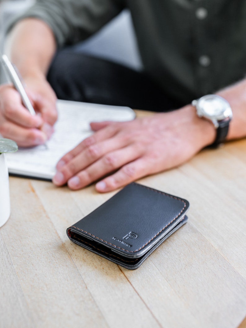 small bifold vegan wallet - luxurious corn leather card holder. an eco-friendly choice.