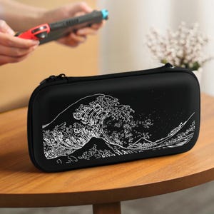 Borsa portaoggetti per Switch Great Wave off Kanagawa – Custodia impermeabile portatile giapponese nera con cinturino da polso per console Switch