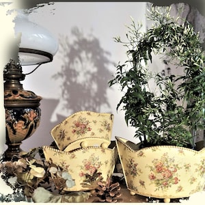 Planter Flower Pot Vintage Shabby Utensil Container
