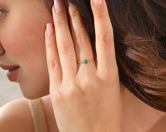 14k Emerald Dainty Pave Ring Gold, Solid Gold Emerald and Diamond Ring, Emerald Engagement Ring, Green Emerald Ring Vintage, Gift for her