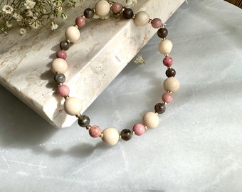Genuine gemstones bracelet•natural stone beads bracelet•neutral gemstones beaded bracelet•