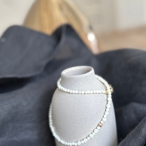 Mother of Pearl choker necklacedainty pearl necklaceminimal beaded necklacegifts for her image 2