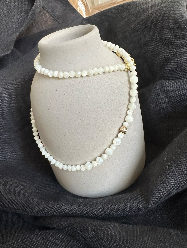 Mother of Pearl choker necklacedainty pearl necklaceminimal beaded necklacegifts for her image 5