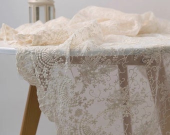 Benutzerdefinierte bestickte Tischdecke mit Blumenspitze/Hochzeitstischdecke aus weißer Spitze/Tischdecke aus 100 % Baumwolle/Beige runde Tischdecke im Landhausstil, rechteckig