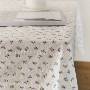 White 100% Cotton Tablecloth/Vintage Country Flower Tablecloths/Floral tablecloth farmhouse/Indoor Outdoor Table Decor/Kitchen Cover
