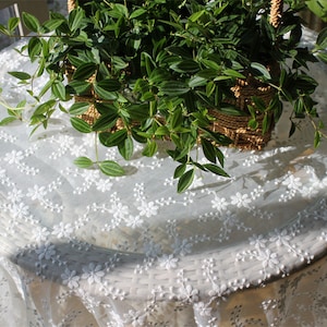Klassisk vit spetsduk för bröllop/broderad fransk blommig spetsduk/duk i 100 % bomull/rund duk i lantlig stil bild 3