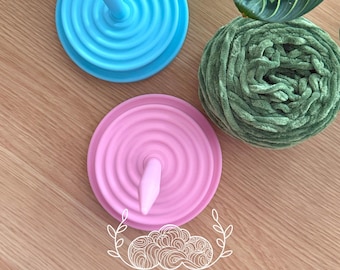 Zen Yarn Spinner, Minimalist Yarn Holder with Smooth Bearing for Knitting & Crochet