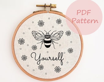 Wzór haftu "Bee yourself", haft pszczół w formacie PDF, wzór haftu ręcznego kwiatów, szablon do haftu, haft pszczół w formie tamborka, dekoracje DIY