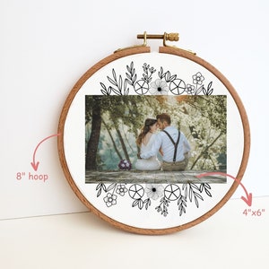 Flower photo holder embroidery pattern, floral picture frame hand embroidery design, PDF pattern, needlepoint beginner, DIY gift, 4x6