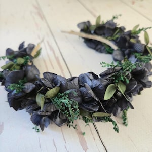 Black Dried Flower Crown: Gothic Bridal Hair Headband