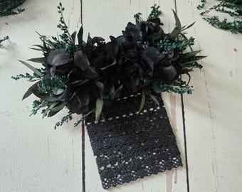 Gotic pocket Boutonniere :Black Flower Boutonniere