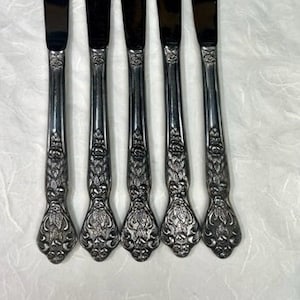 Versailles MSI, 5 Knives, Marked Versailles,Made 1965-?, Glossy