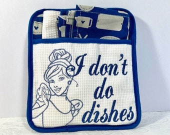 Disney Parks Cinderells potholder & towels, I don't do dishes. Brand new